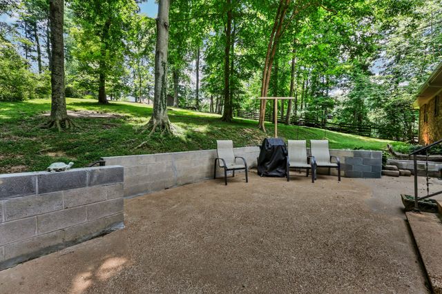 429 Winding Way Rd, Clarksville, TN 37043
