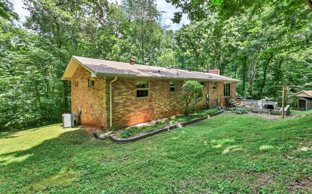 429 Winding Way Rd, Clarksville, TN 37043