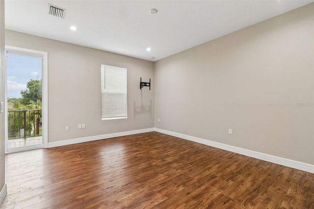 8528 PATSY STREET, Tampa, FL 33615