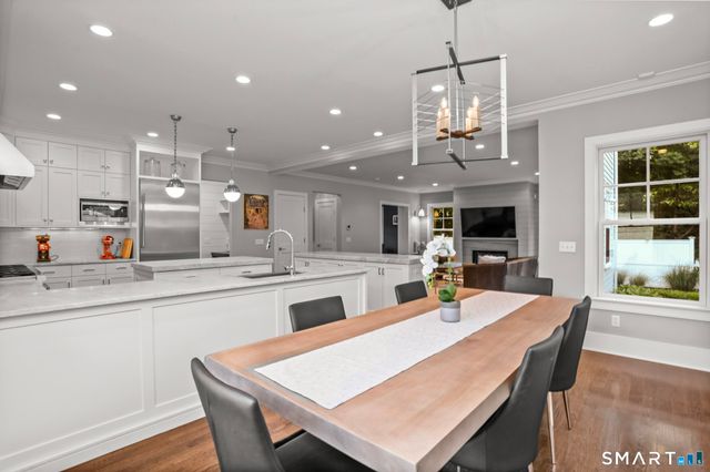 26 Long Lots Lane, Westport, CT 06880