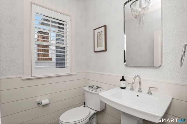 26 Long Lots Lane, Westport, CT 06880