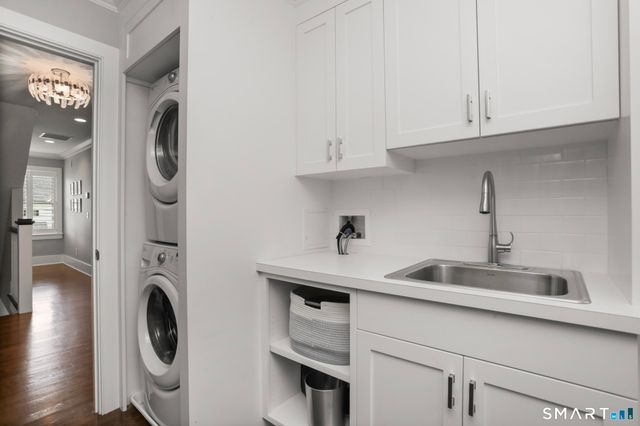 26 Long Lots Lane, Westport, CT 06880