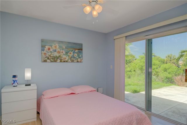 1904 NE 19th AVE, Cape Coral, FL 33909