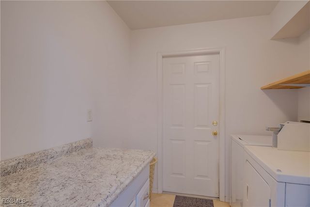 1904 NE 19th AVE, Cape Coral, FL 33909