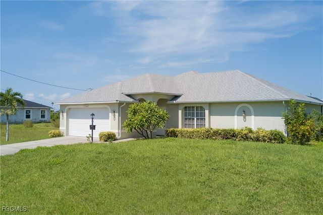 1904 NE 19th AVE, Cape Coral, FL 33909