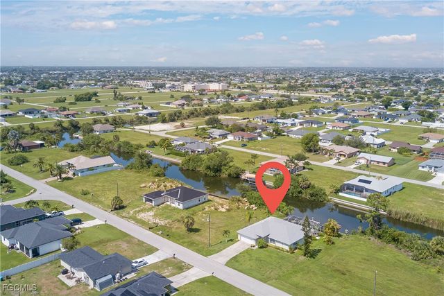 1904 NE 19th AVE, Cape Coral, FL 33909