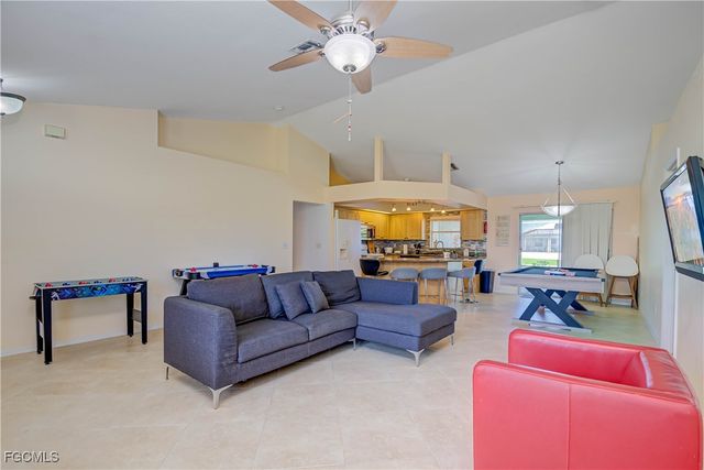 1904 NE 19th AVE, Cape Coral, FL 33909