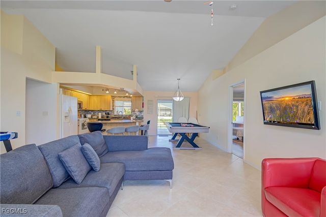 1904 NE 19th AVE, Cape Coral, FL 33909