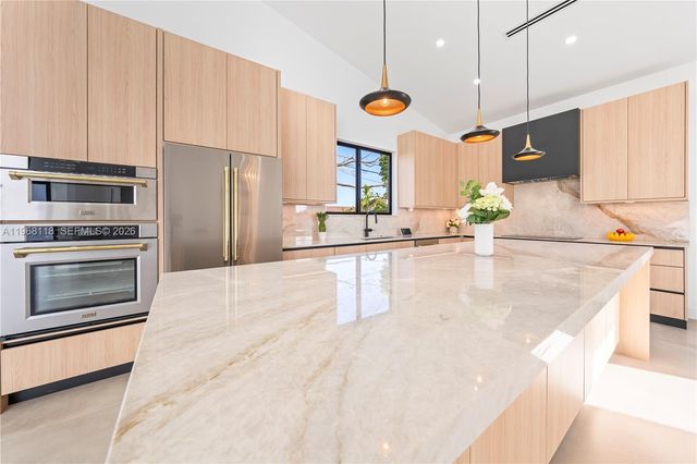 4321 SW 99th Ave, Miami, FL 33165