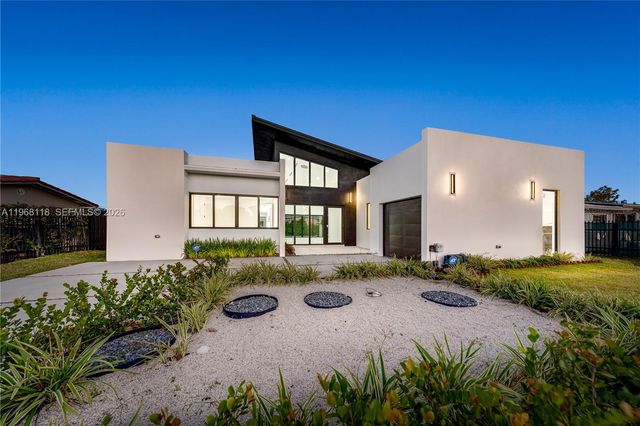 4321 SW 99th Ave, Miami, FL 33165