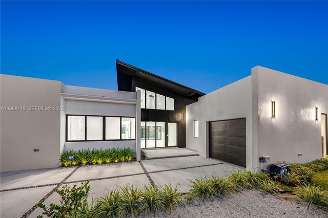 4321 SW 99th Ave, Miami, FL 33165