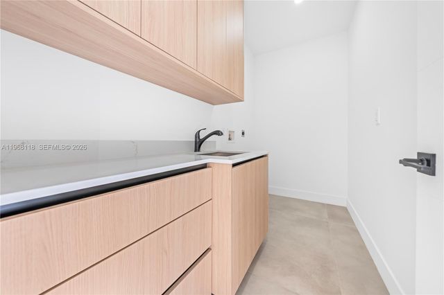 4321 SW 99th Ave, Miami, FL 33165