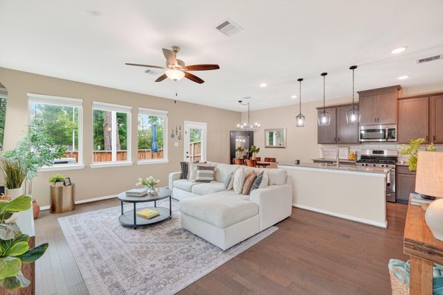 119 Skyshine Court, Conroe, TX 77304
