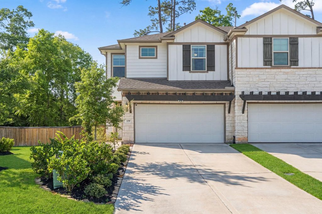 119 Skyshine Court, Conroe, TX 77304