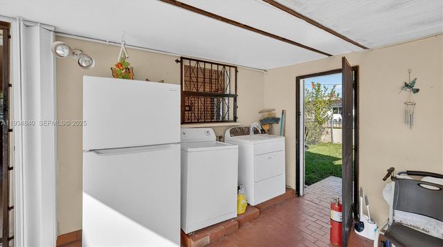 1701 SW 92nd Pl, Miami, FL 33165