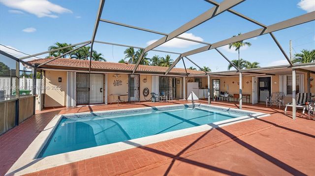 1701 SW 92nd Pl, Miami, FL 33165