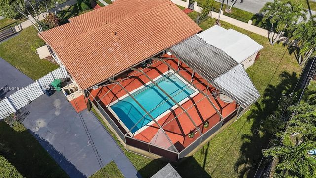 1701 SW 92nd Pl, Miami, FL 33165