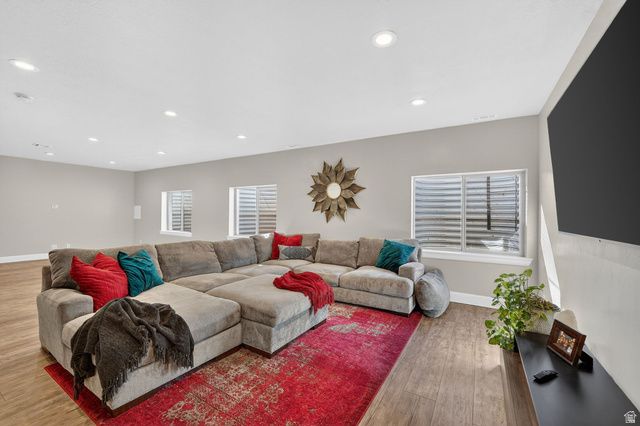 8164 S 6470 W, West Jordan, UT 84081