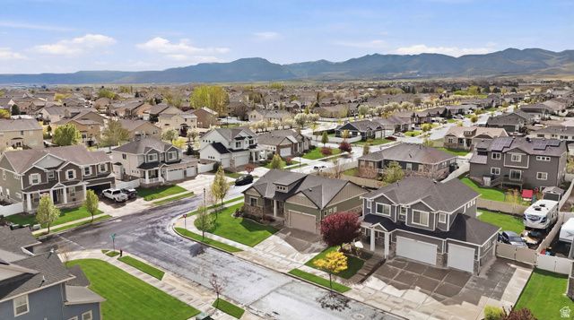 8164 S 6470 W, West Jordan, UT 84081