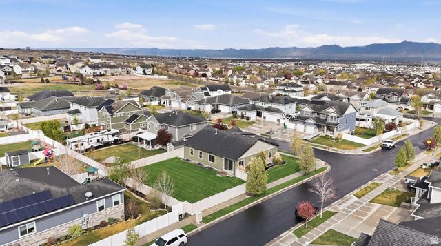 8164 S 6470 W, West Jordan, UT 84081