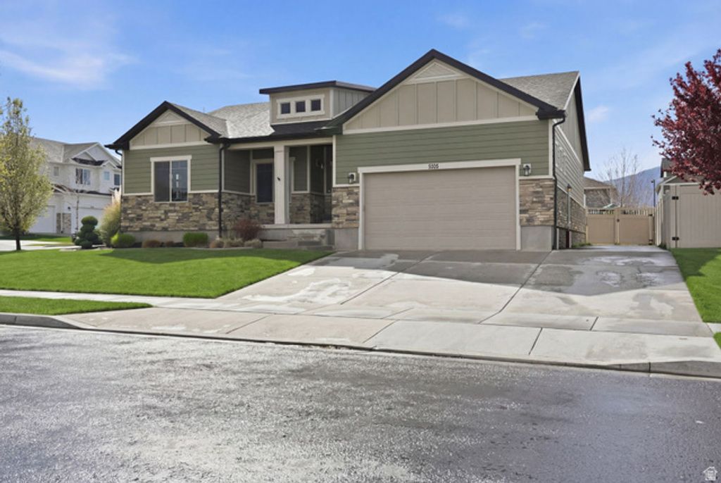8164 S 6470 W, West Jordan, UT 84081