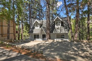 1468 GOLDEN RULE LN, Lake Arrowhead, CA 92352