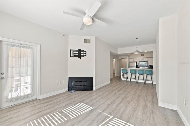 200 4TH AVENUE S 228, St Petersburg, FL 33701