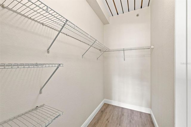200 4TH AVENUE S 228, St Petersburg, FL 33701