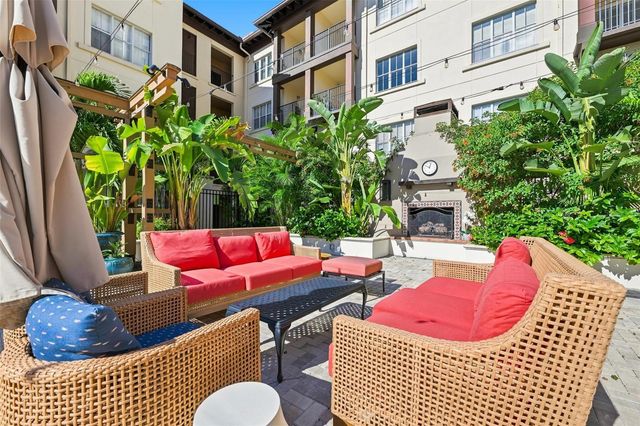 200 4TH AVENUE S 228, St Petersburg, FL 33701