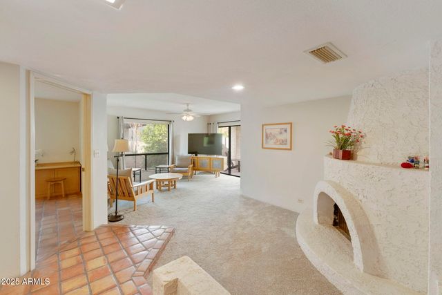 9406 S 47TH Place, Phoenix, AZ 85044