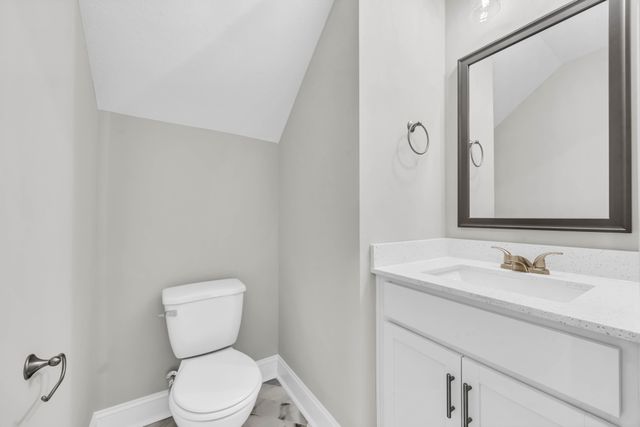 215 Donegal Dr, Clarksville, TN 37042