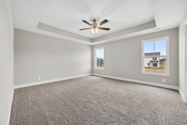 215 Donegal Dr, Clarksville, TN 37042