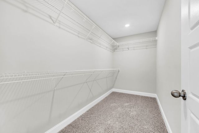 215 Donegal Dr, Clarksville, TN 37042