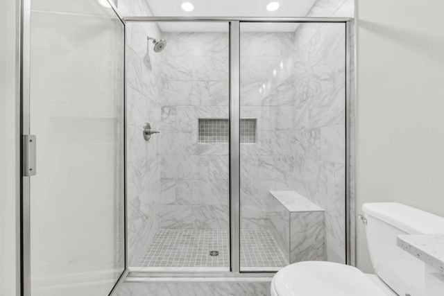 215 Donegal Dr, Clarksville, TN 37042