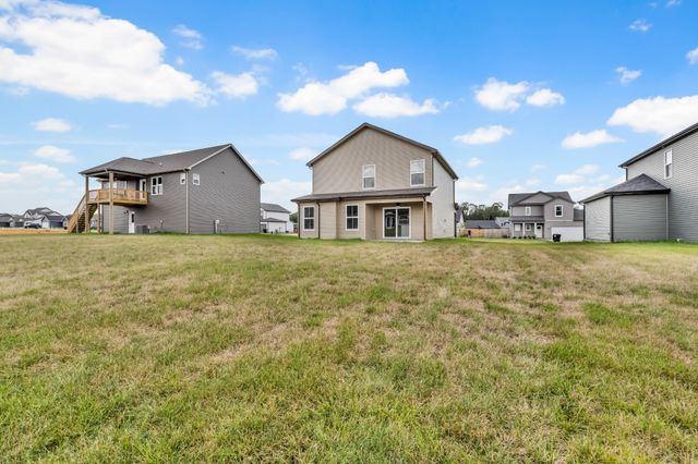 215 Donegal Dr, Clarksville, TN 37042