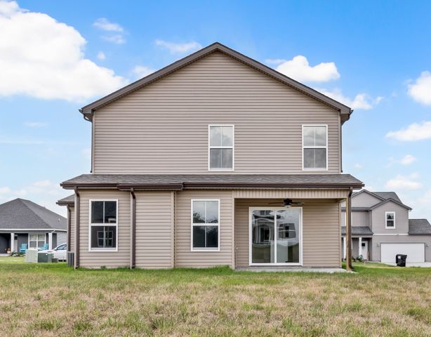 215 Donegal Dr, Clarksville, TN 37042