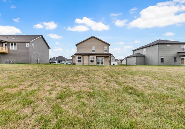 215 Donegal Dr, Clarksville, TN 37042