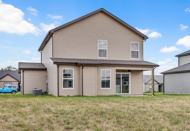 215 Donegal Dr, Clarksville, TN 37042