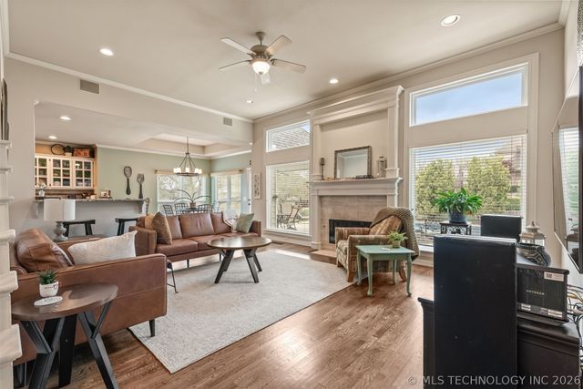 12514 S 18th Circle E, Jenks, OK 74037