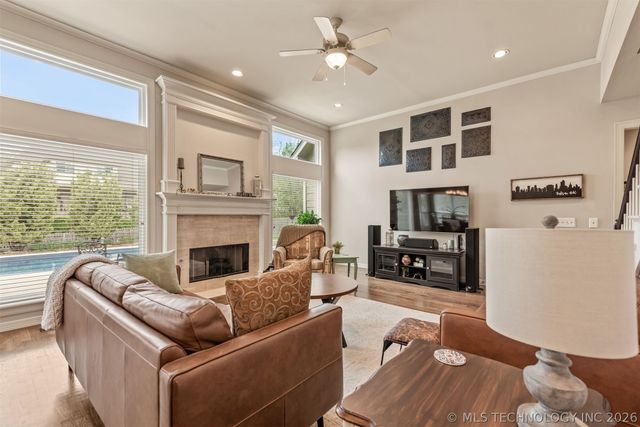 12514 S 18th Circle E, Jenks, OK 74037