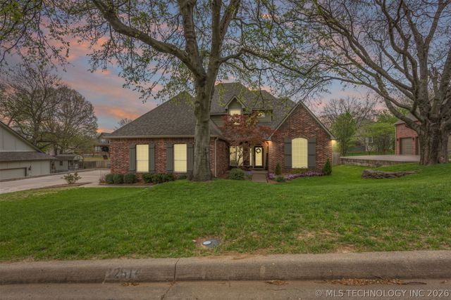 12514 S 18th Circle E, Jenks, OK 74037