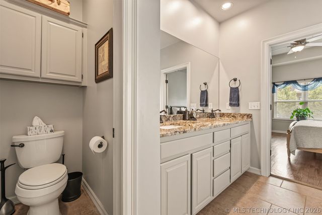 12514 S 18th Circle E, Jenks, OK 74037