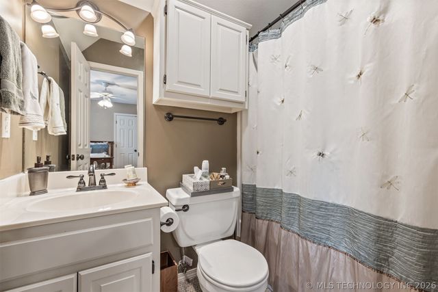 12514 S 18th Circle E, Jenks, OK 74037