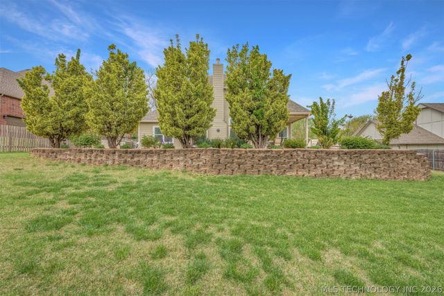 12514 S 18th Circle E, Jenks, OK 74037