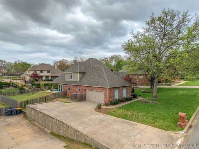 12514 S 18th Circle E, Jenks, OK 74037