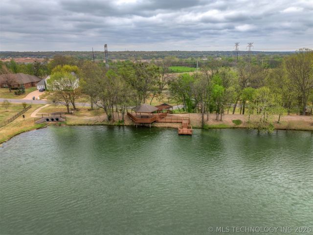 12514 S 18th Circle E, Jenks, OK 74037