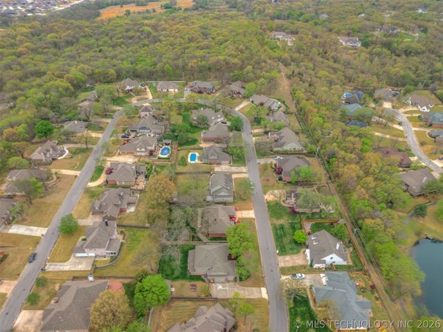 12514 S 18th Circle E, Jenks, OK 74037