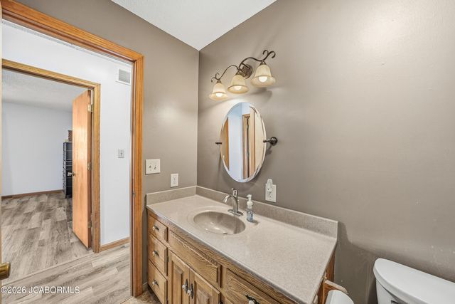 8907 KINGS CHAPEL ROAD, Centertown, MO 65023