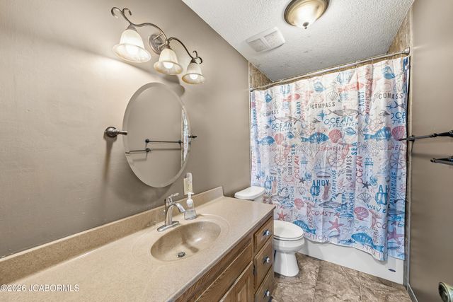 8907 KINGS CHAPEL ROAD, Centertown, MO 65023