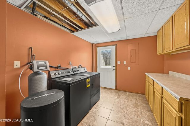 8907 KINGS CHAPEL ROAD, Centertown, MO 65023